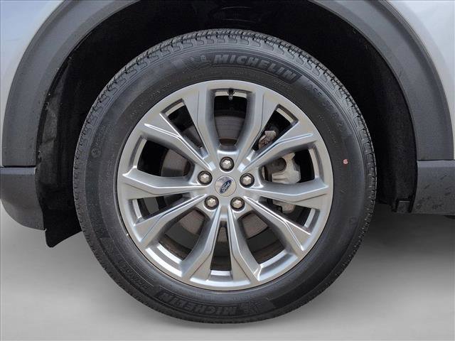Certified 2022 Ford Explorer Limited w/ Equipment Group 301A AWD/4WD image 24