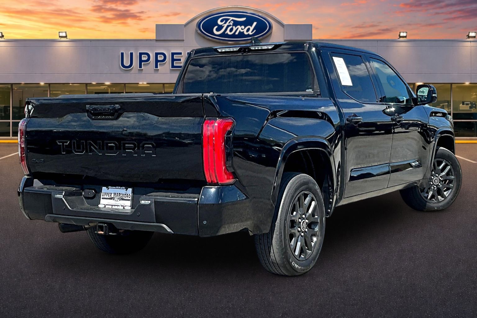 Used 2023 Toyota Tundra Platinum AWD/4WD image 4