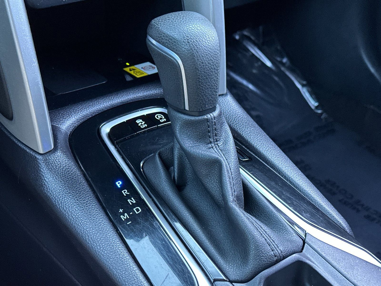 Used 2022 Toyota Corolla Cross LE image 20