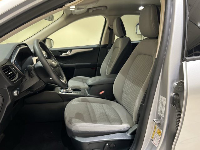 Certified 2020 Ford Escape SE FWD image 17