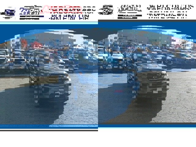 Certified 2022 Ford Explorer XLT w/ Class IV Trailer Tow Package