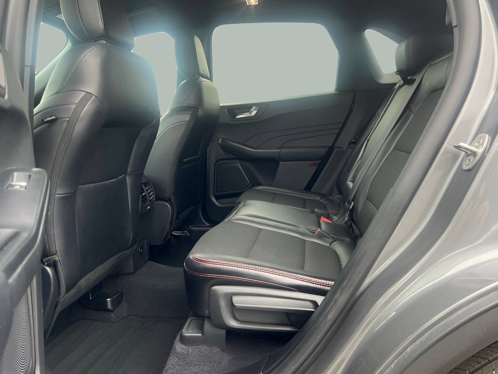 Certified 2026 Ford Escape ST-Line AWD/4WD image 28