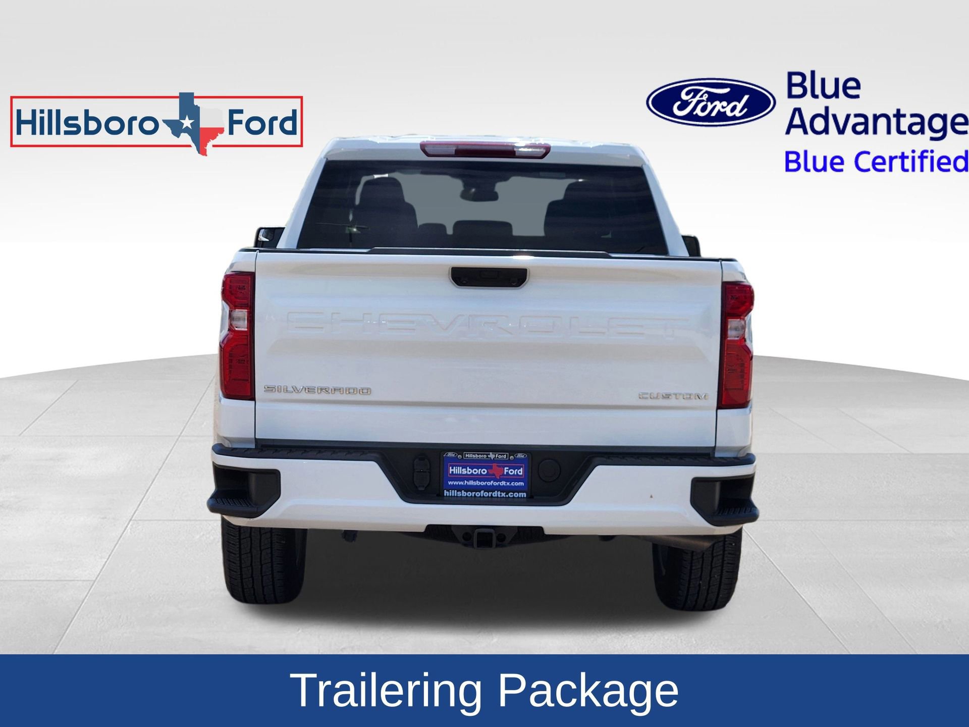 Used 2024 Chevrolet Silverado 1500 Custom image 2