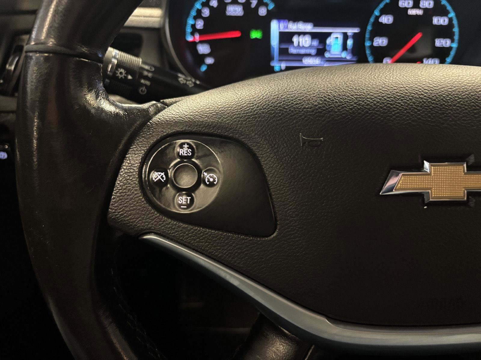 Used 2017 Chevrolet Impala LT image 14