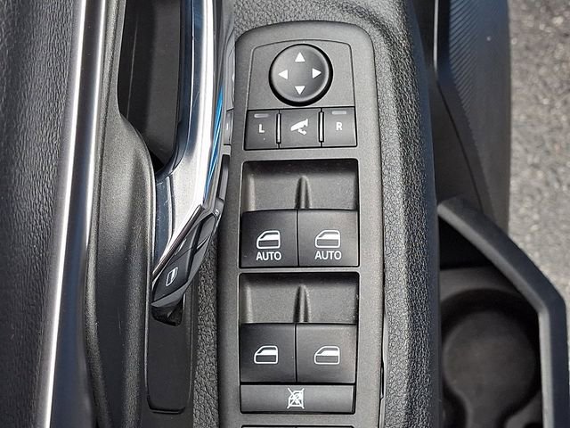 Used 2022 RAM 1500 Classic Warlock w/ Electronics Group AWD/4WD image 24