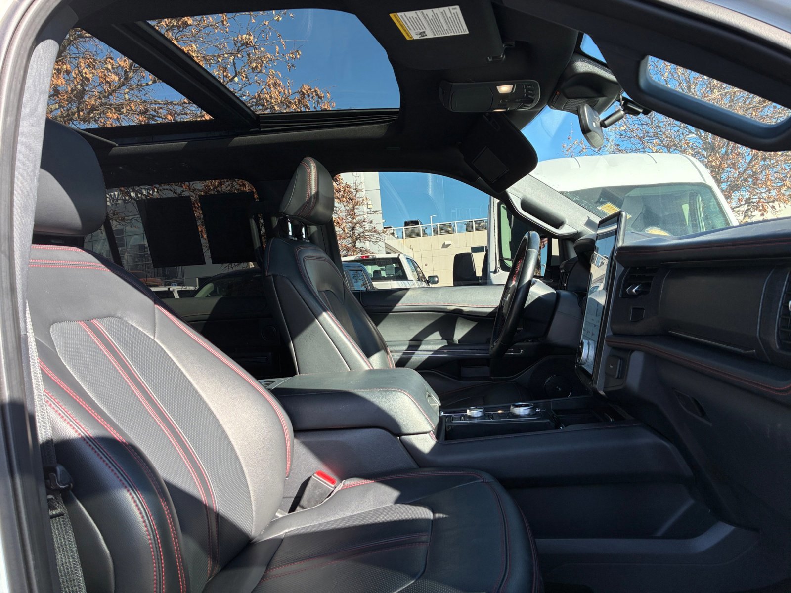 Certified 2022 Ford Expedition Max Limited image 19