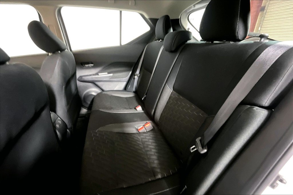 Used 2024 Nissan Kicks SV FWD image 21