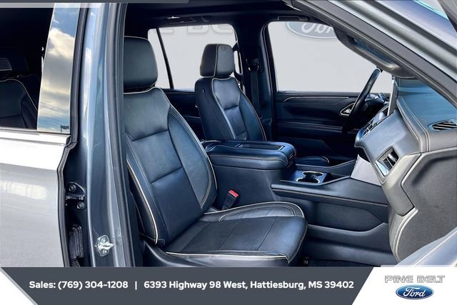 Used 2021 GMC Yukon SLT w/ SLT Luxury Plus Package image 6