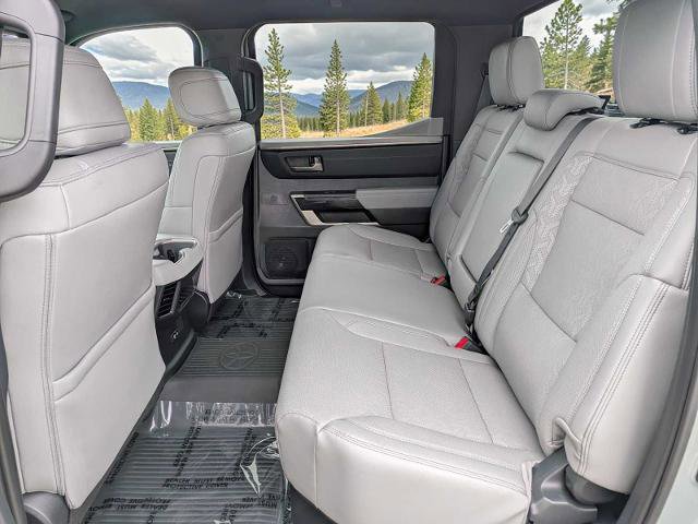 Used 2025 Toyota Tundra Limited AWD/4WD image 16