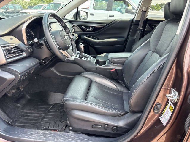 Used 2020 Subaru Outback Limited AWD/4WD image 11