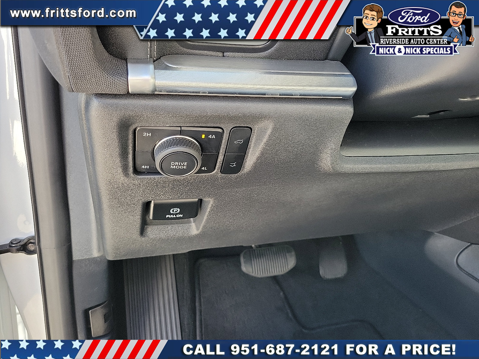 Certified 2025 Ford Expedition Max Platinum w/ Driver's Package AWD/4WD image 12