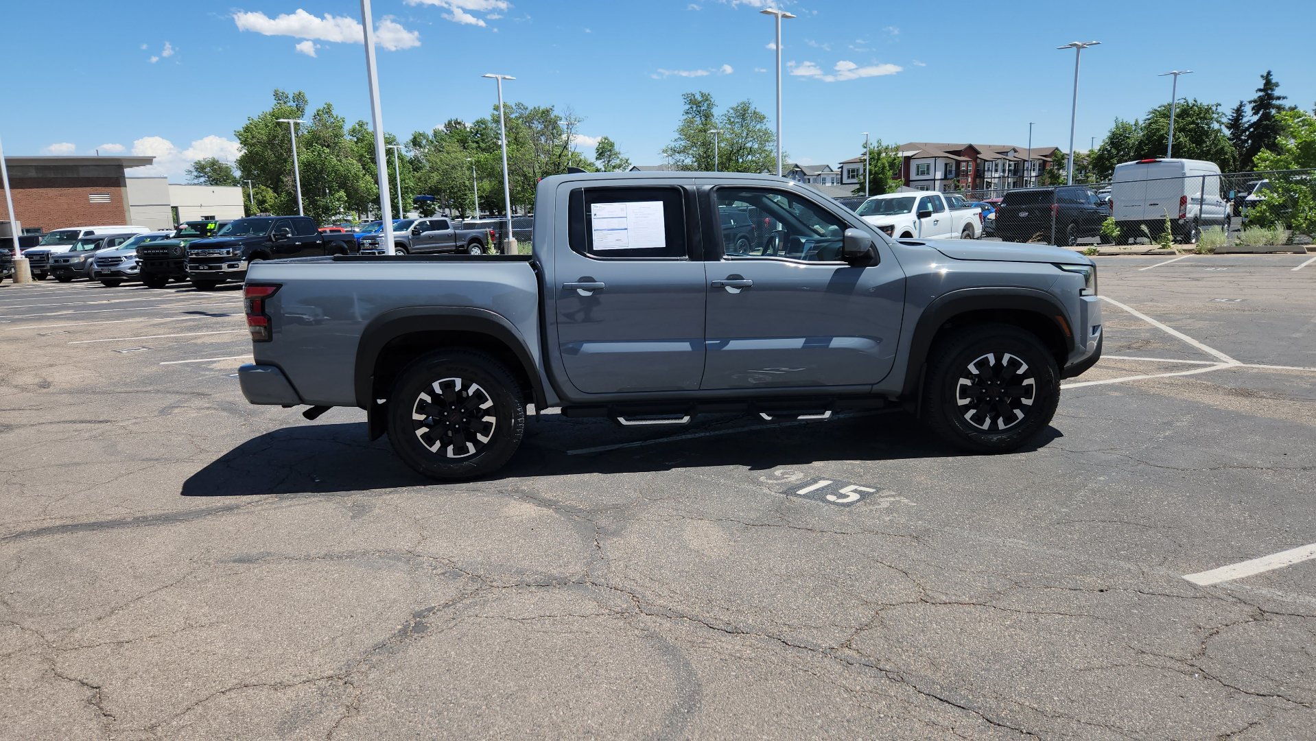 Used 2023 Nissan Frontier PRO-4X w/ Pro Convenience Package AWD/4WD image 12