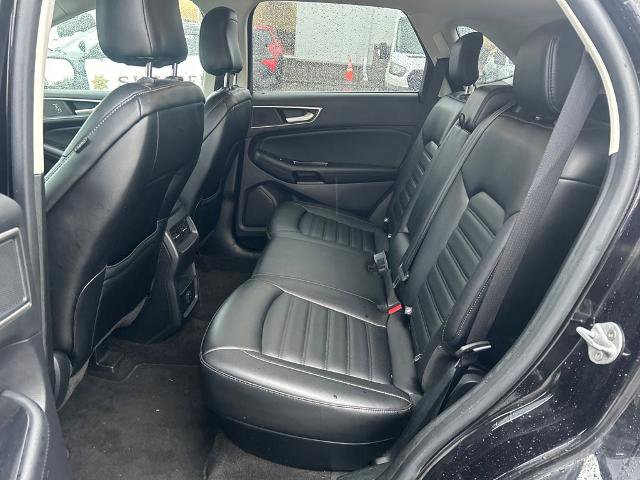 Certified 2020 Ford Edge SEL w/ Cold Weather Package image 9