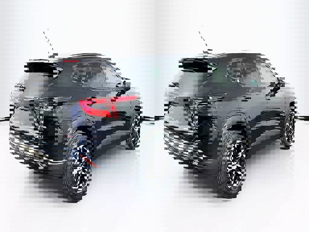 Used 2024 Chevrolet Trax RS w/ Sunroof Package image 5