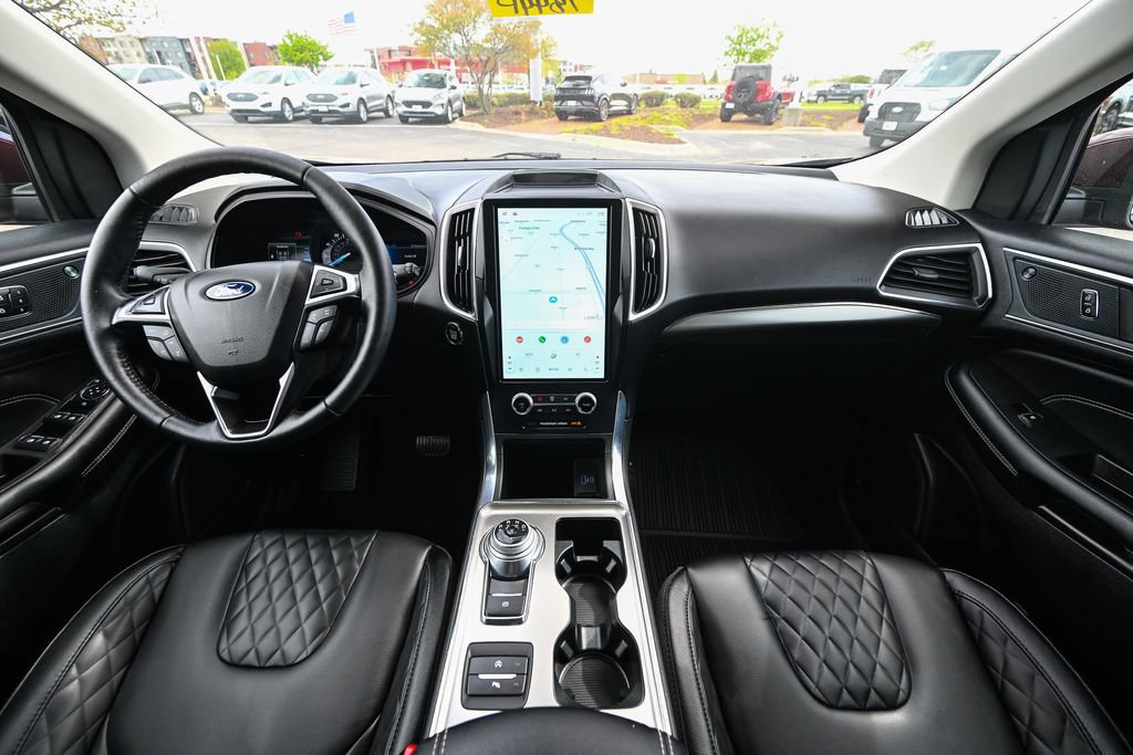 Certified 2024 Ford Edge Titanium w/ Class II Trailer Tow Package AWD/4WD image 30