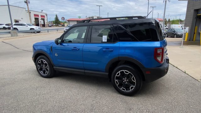 Certified 2025 Ford Bronco Sport Outer Banks w/ Outer Banks Tech Package+ AWD/4WD image 7