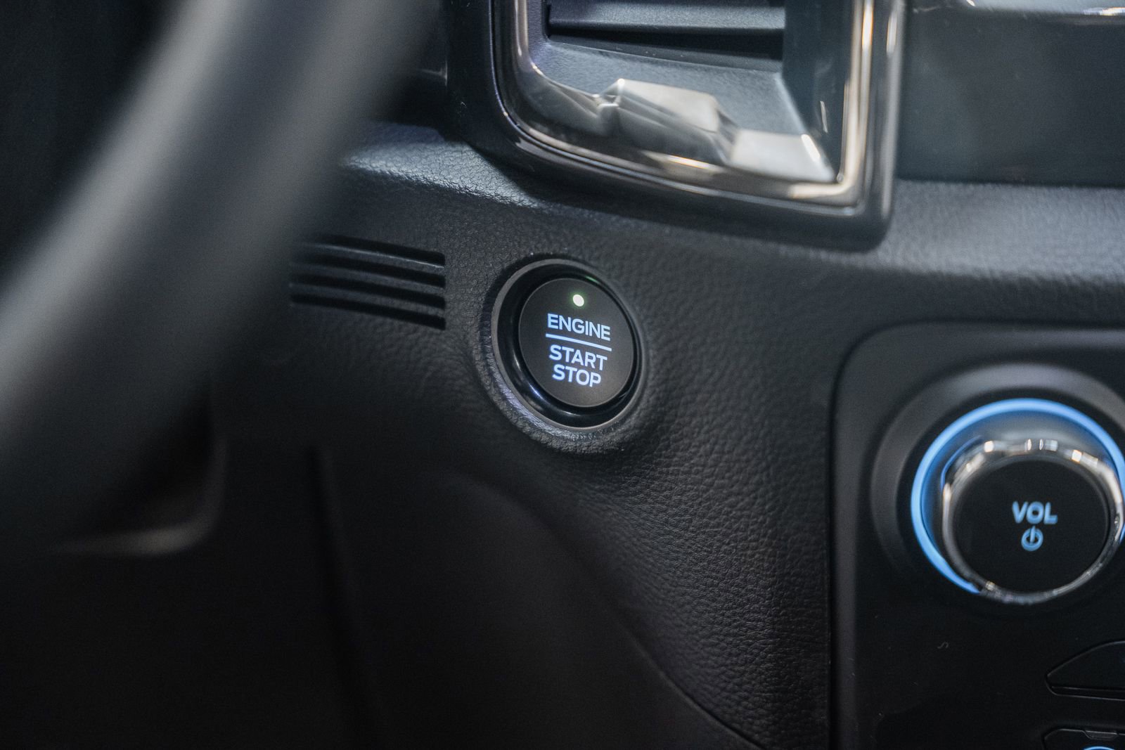 Certified 2019 Ford Ranger Lariat w/ Equipment Group 501A Mid image 31