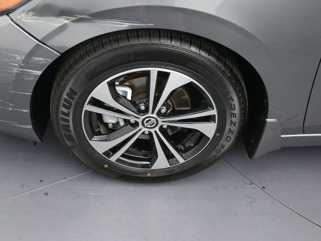 Used 2022 Nissan Sentra SV w/ Lighting Package image 9