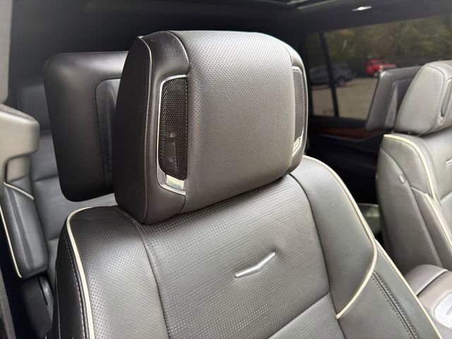 Used 2024 Cadillac Escalade ESV Premium Luxury w/ Performance Package AWD/4WD image 41