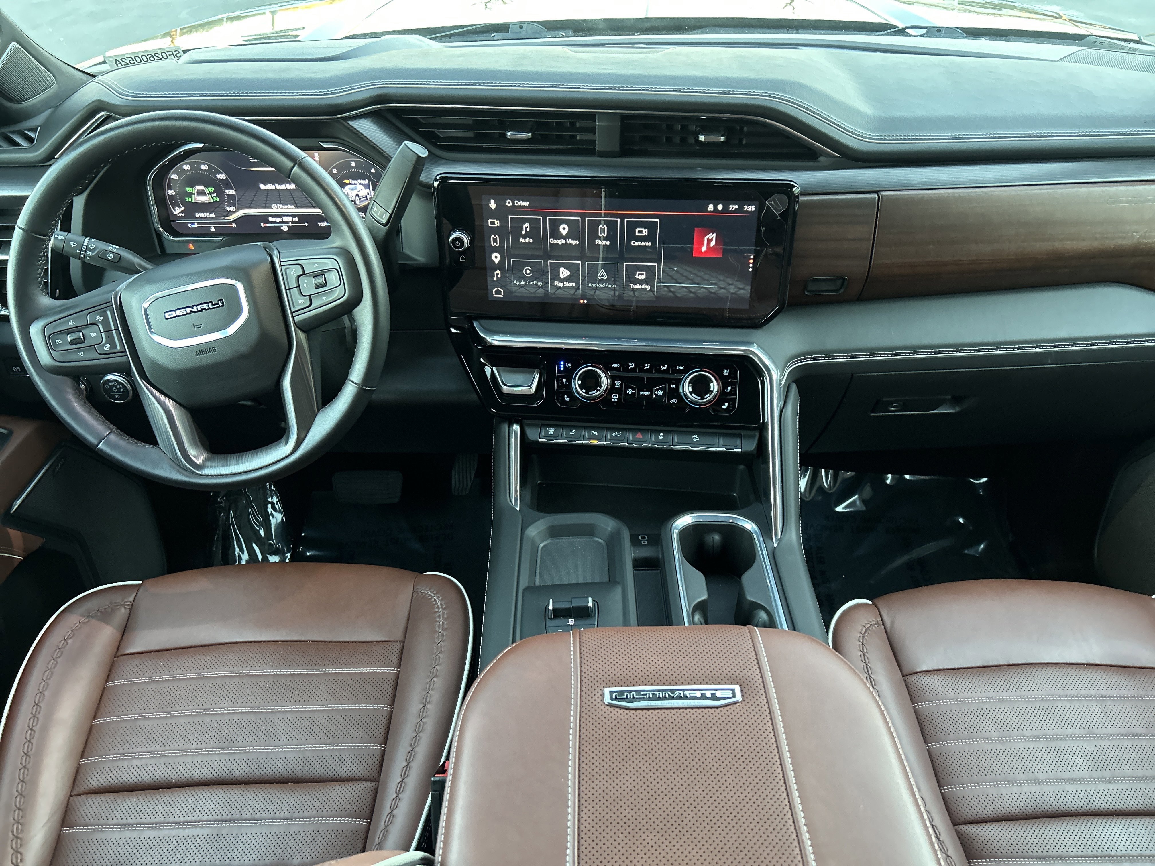 Used 2025 GMC Sierra 2500 Denali Ultimate w/ Max Trailering Package image 16