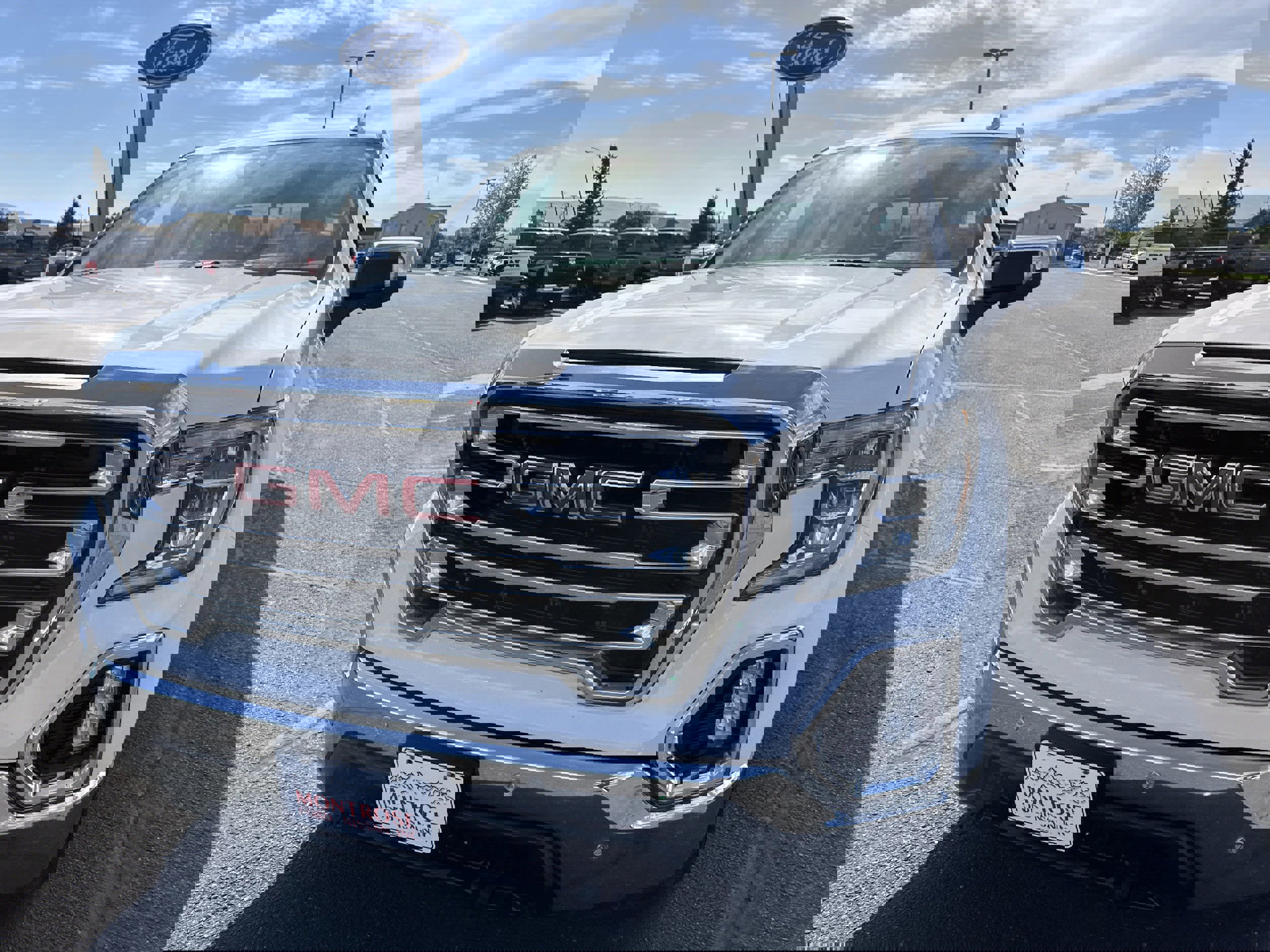 Used 2021 GMC Sierra 1500 SLT w/ SLT Premium Plus Package image 2