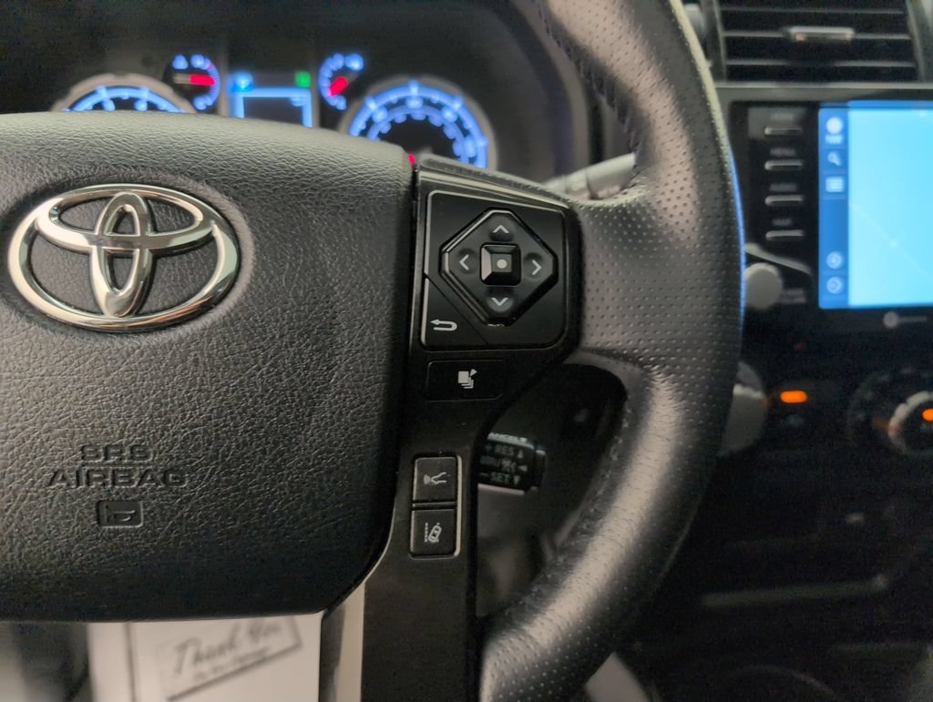 Used 2023 Toyota 4Runner TRD Off-Road Premium w/ Moonroof Package AWD/4WD image 38
