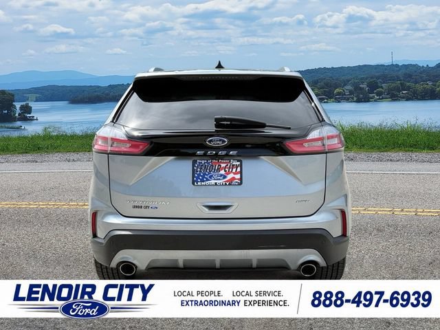 Certified 2022 Ford Edge Titanium AWD/4WD image 4