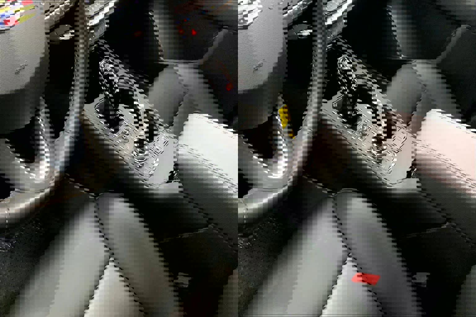 Used 2023 Cadillac XT4 Luxury w/ Cold Weather Package image 14