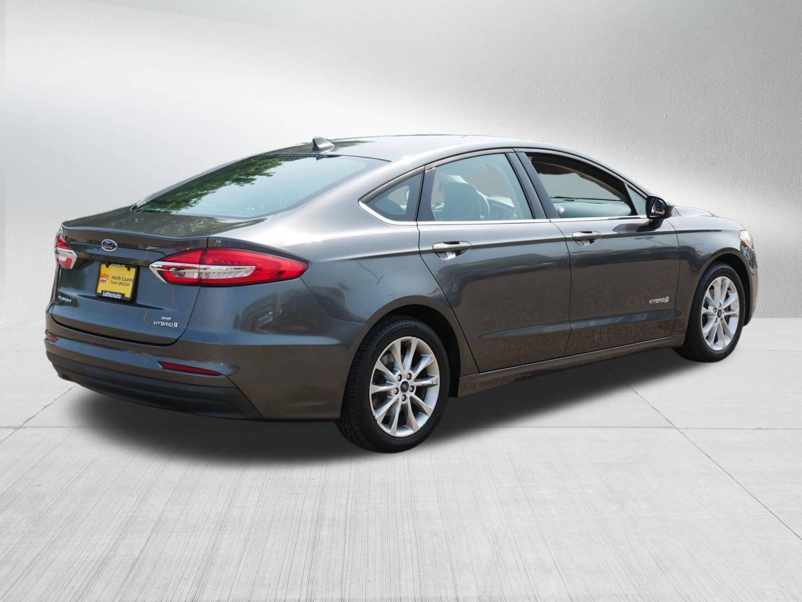 Certified 2019 Ford Fusion SE FWD image 7
