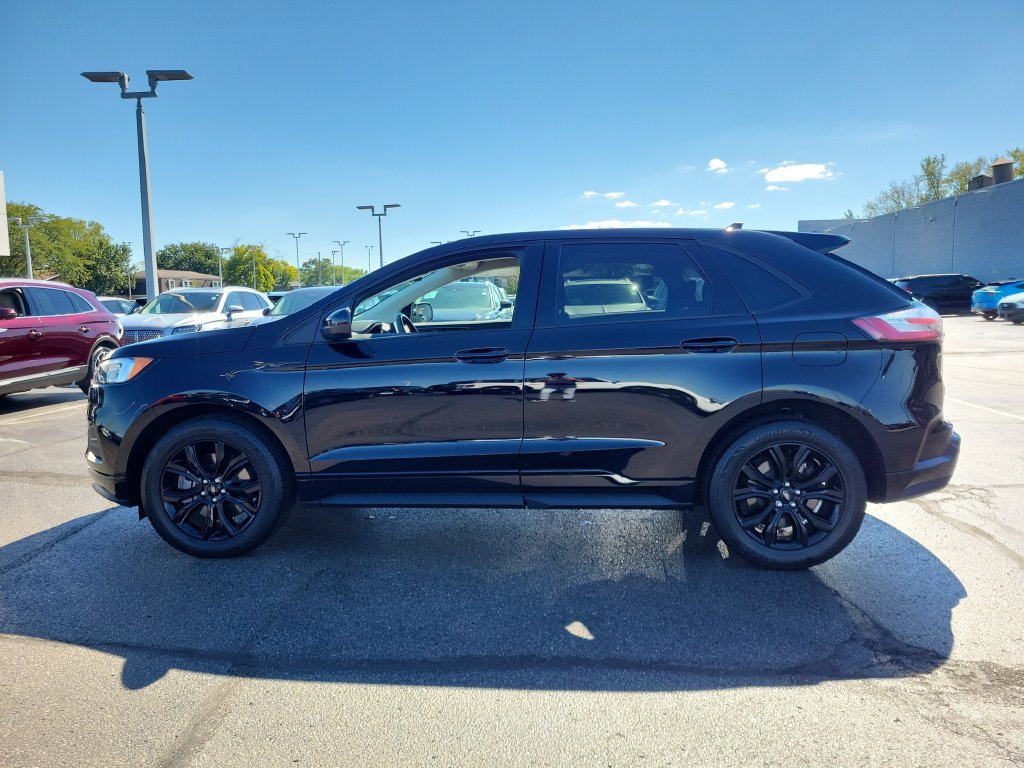 Certified 2024 Ford Edge SE w/ Black Appearance Package AWD/4WD image 7