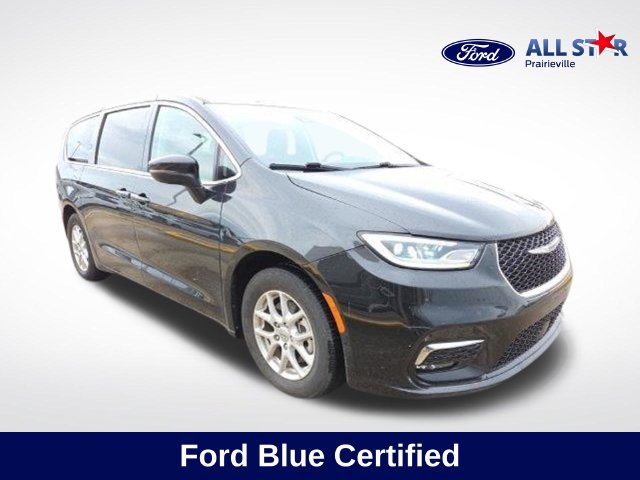 Used 2023 Chrysler Pacifica Touring-L