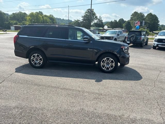 Certified 2025 Ford Expedition Active AWD/4WD image 58