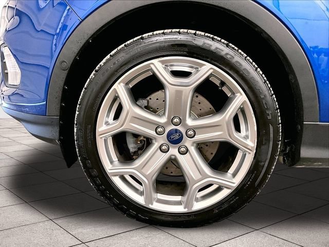 Certified 2019 Ford Escape Titanium AWD/4WD image 8