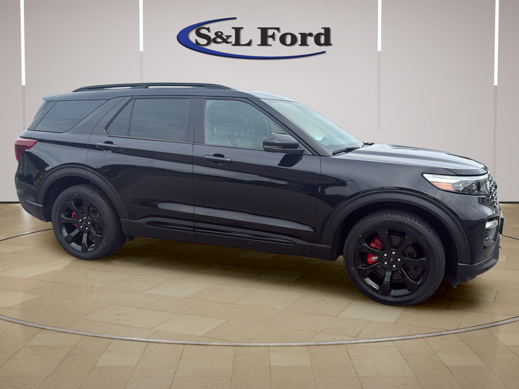 Certified 2023 Ford Explorer ST w/ Technology Package AWD/4WD image 10