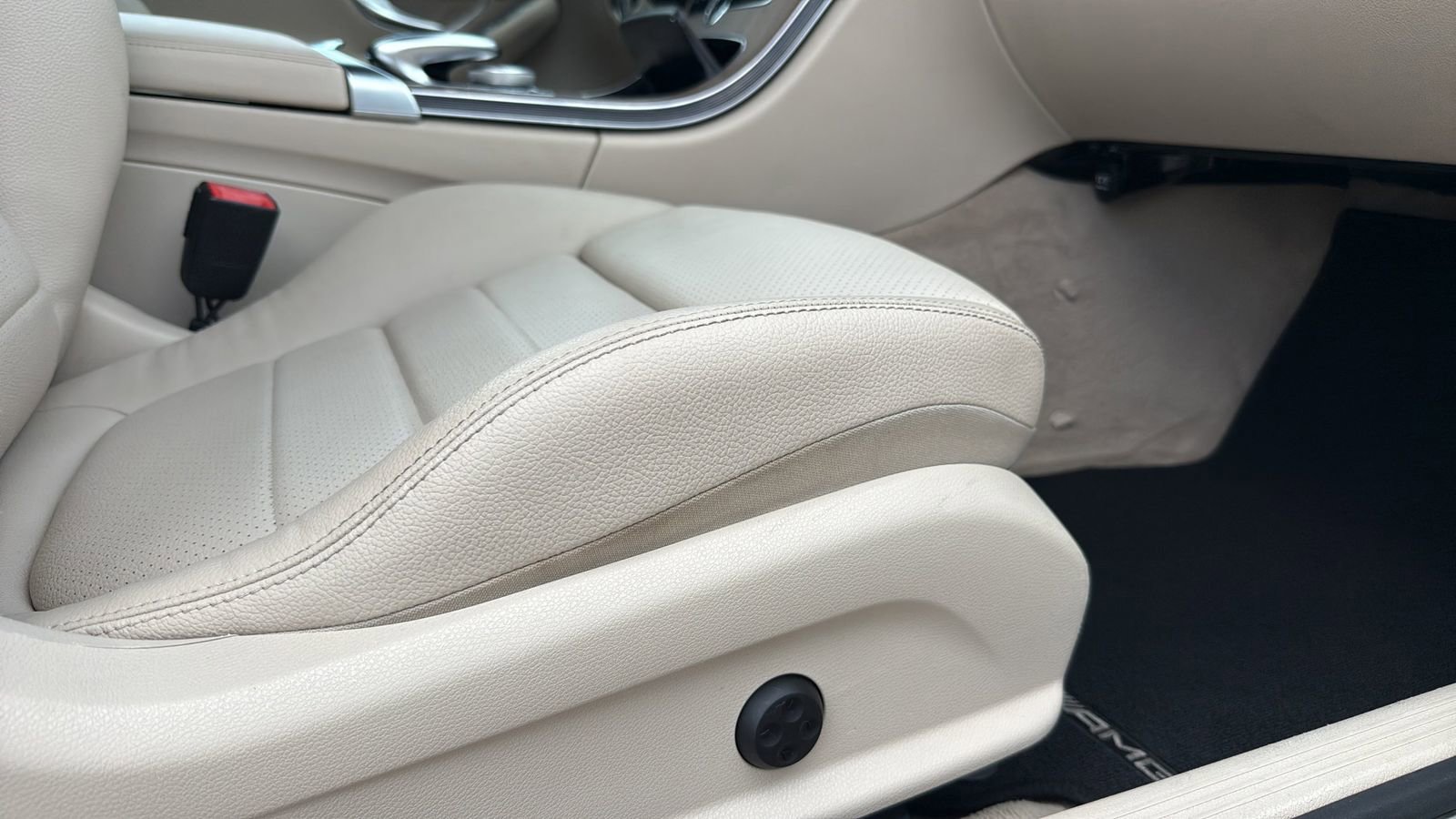 Used 2019 Mercedes-Benz C 300 Cabriolet image 24