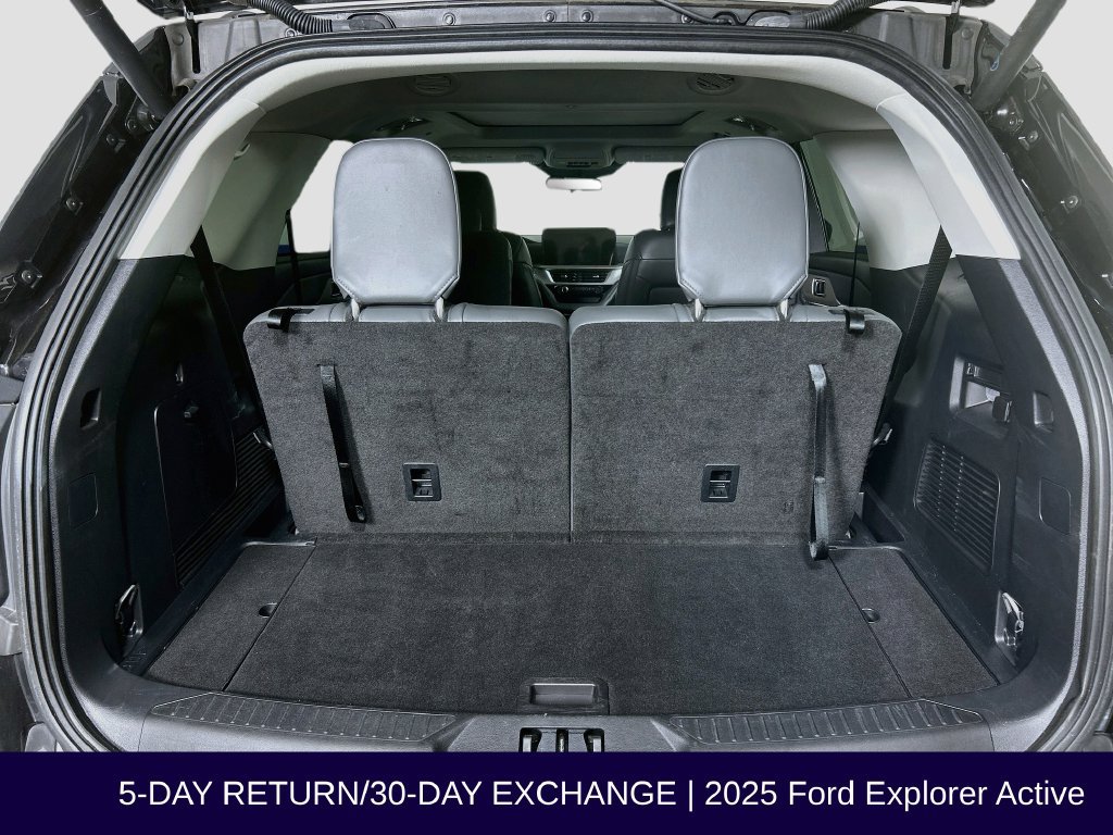 Certified 2025 Ford Explorer Active w/ Active Comfort Package AWD/4WD image 31