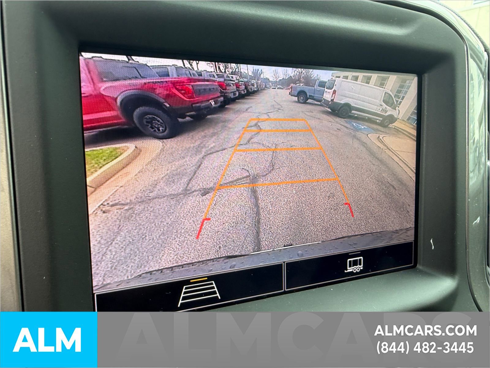 Used 2024 Chevrolet Silverado 1500 Custom image 17