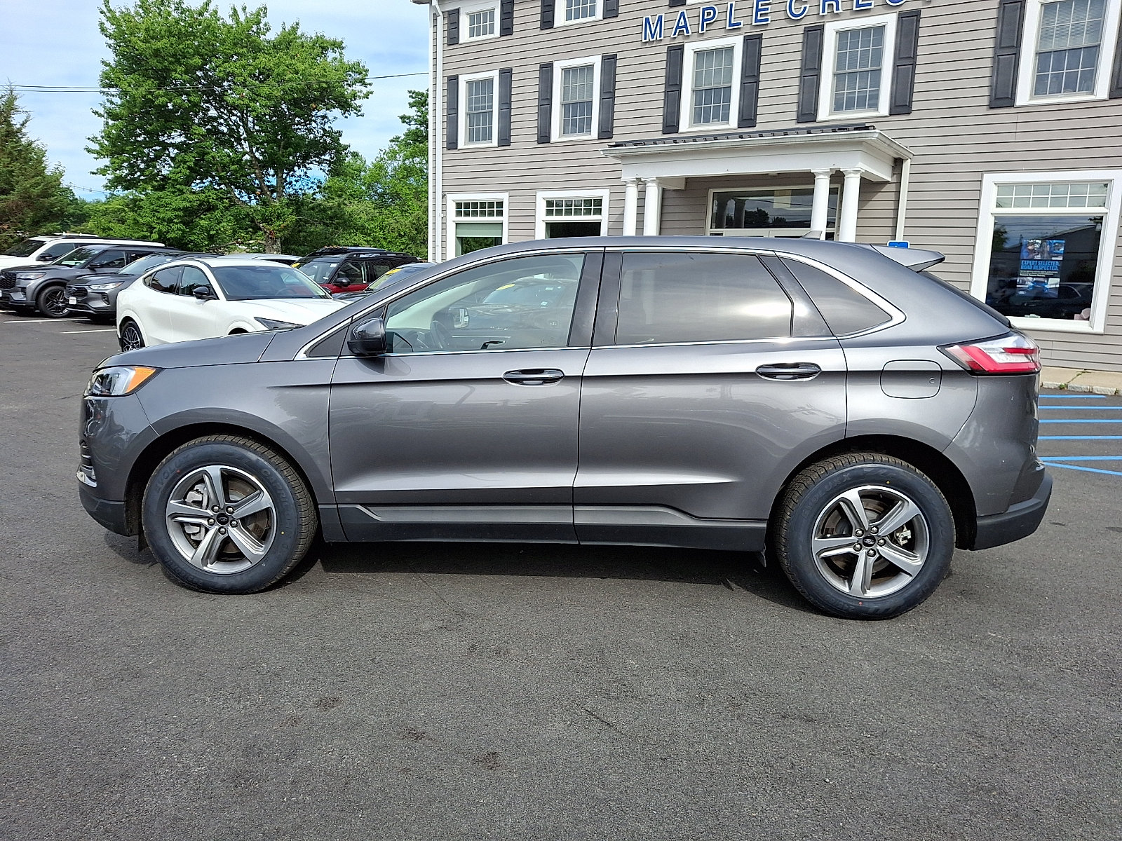 Certified 2023 Ford Edge SEL w/ Convenience Package AWD/4WD image 8