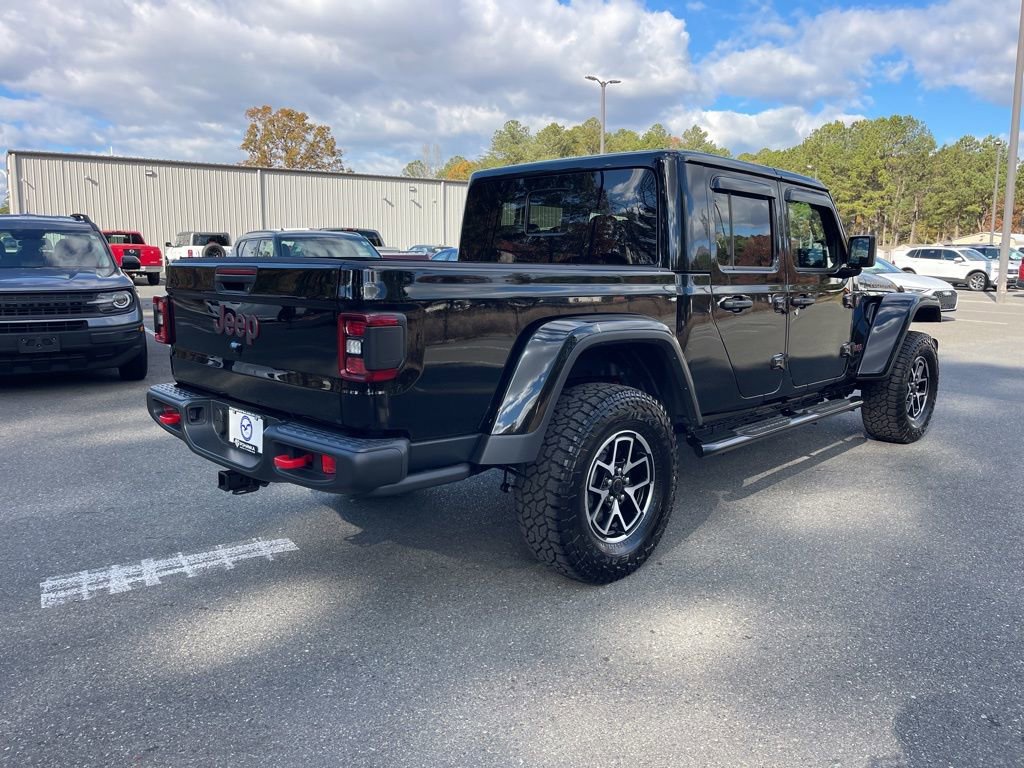 Used 2025 Jeep Gladiator Rubicon w/ Convenience Group image 5
