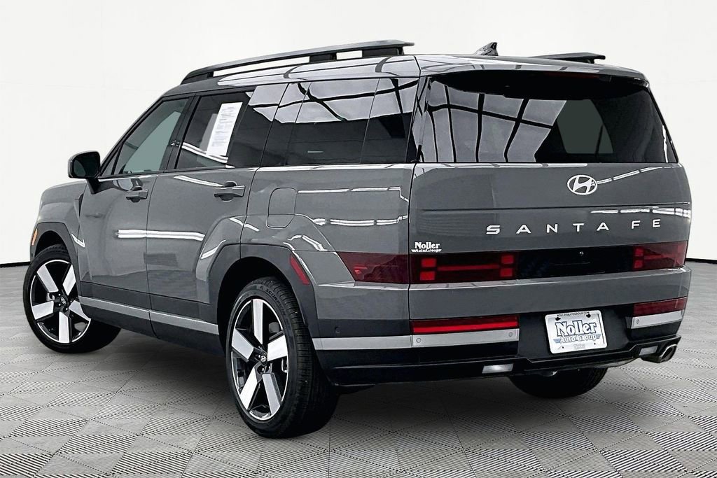 Used 2026 Hyundai Santa Fe Limited FWD image 2