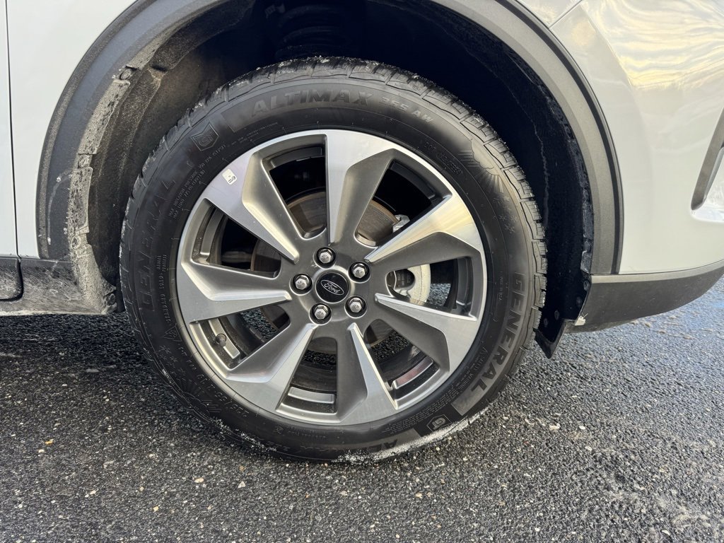 Certified 2025 Ford Escape Platinum image 7