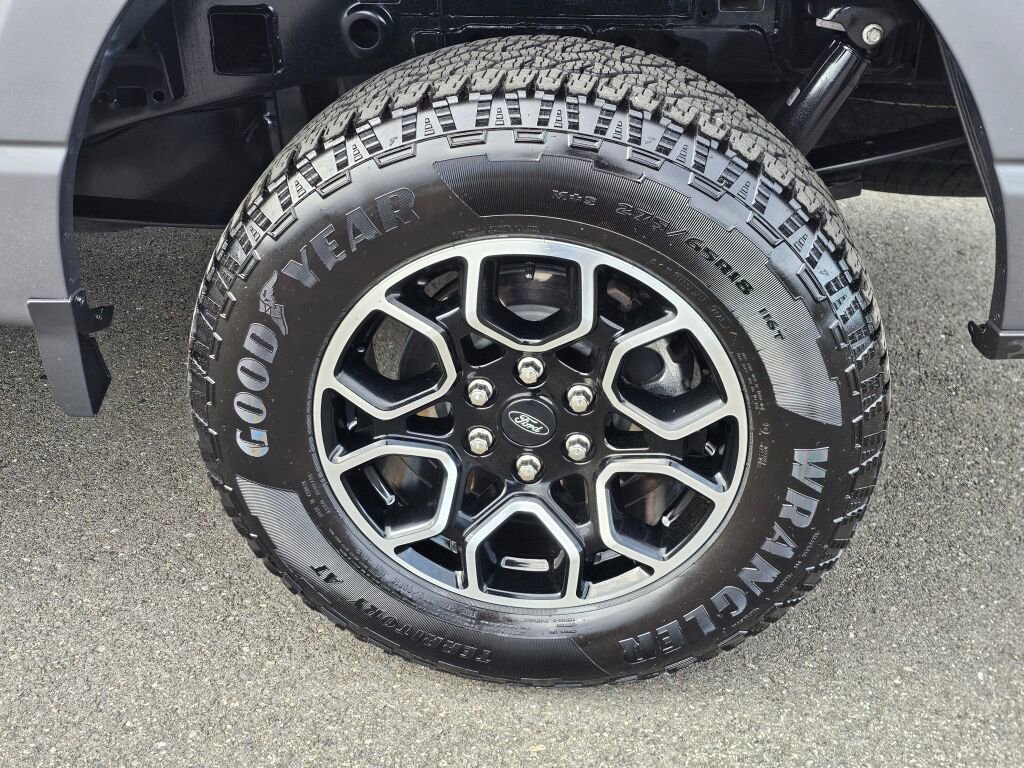 Certified 2023 Ford F150 XLT w/ Equipment Group 302A High image 10