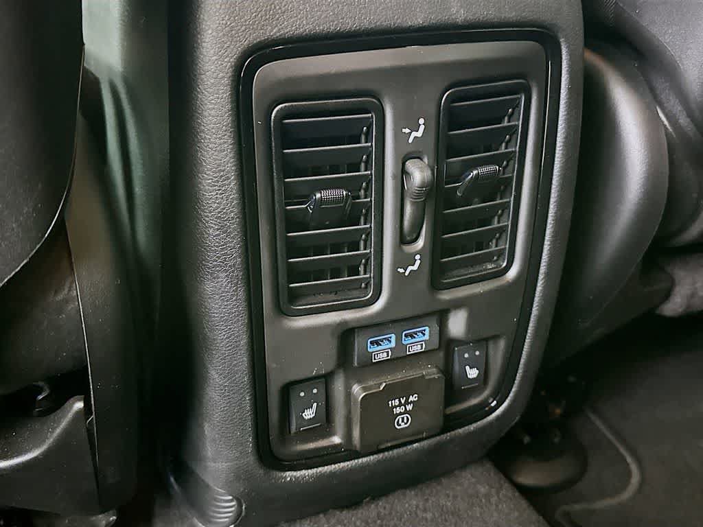 Used 2025 Dodge Durango R/T AWD/4WD image 13