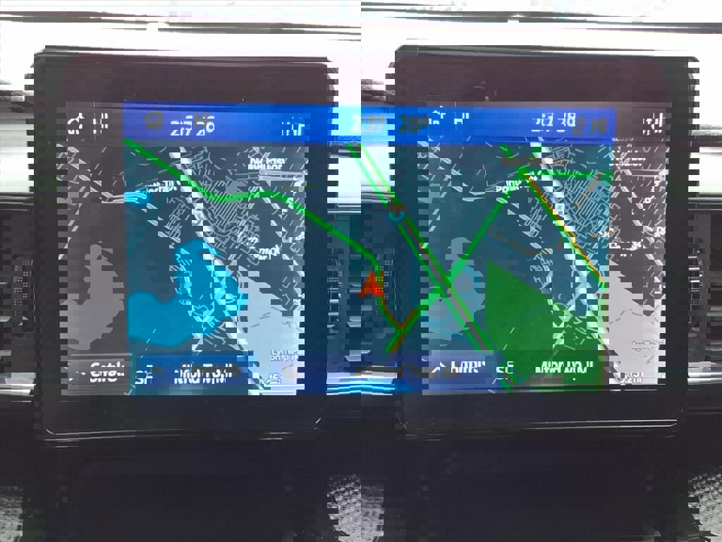 Certified 2022 Ford Explorer ST-Line w/ Class IV Trailer Tow Package image 17