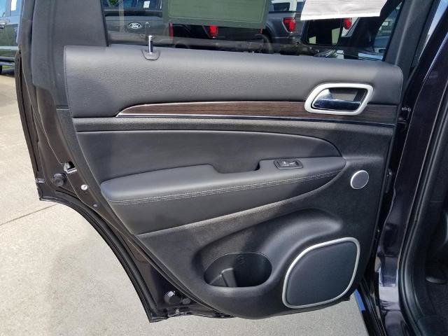 Used 2020 Jeep Grand Cherokee Overland w/ Interior Metal Package AWD/4WD image 14