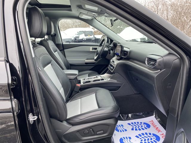Certified 2023 Ford Explorer XLT w/ Equipment Group 202A image 29