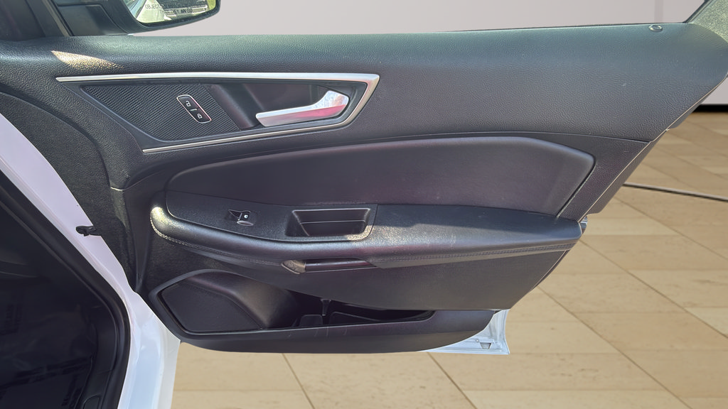 Certified 2024 Ford Edge SEL AWD/4WD image 19