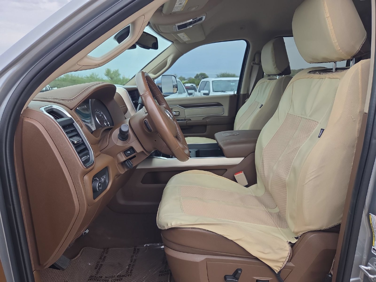 Used 2022 RAM 2500 Laramie AWD/4WD image 11