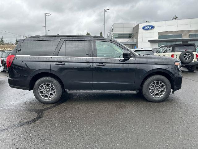 Certified 2025 Ford Expedition Active AWD/4WD image 8