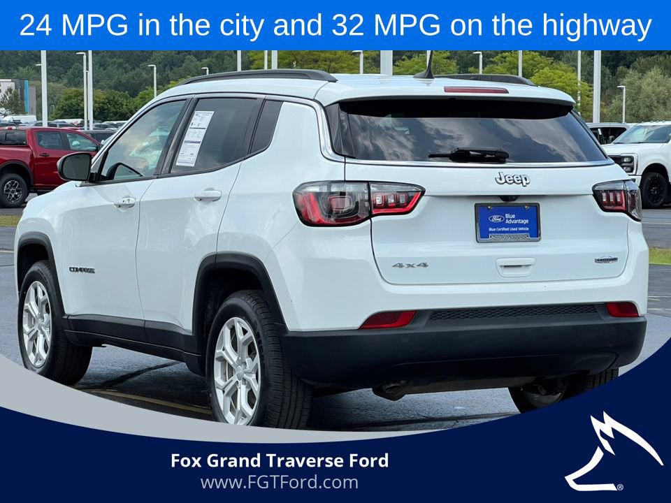 Used 2024 Jeep Compass Latitude AWD/4WD image 36